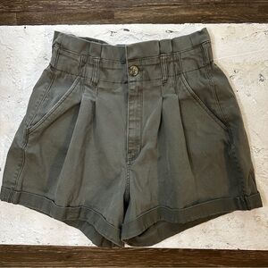 ✨✨Ultra High Rise Cargo Shorts✨✨